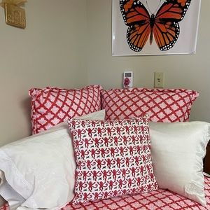 Roller Rabbit Jemina Quilt set